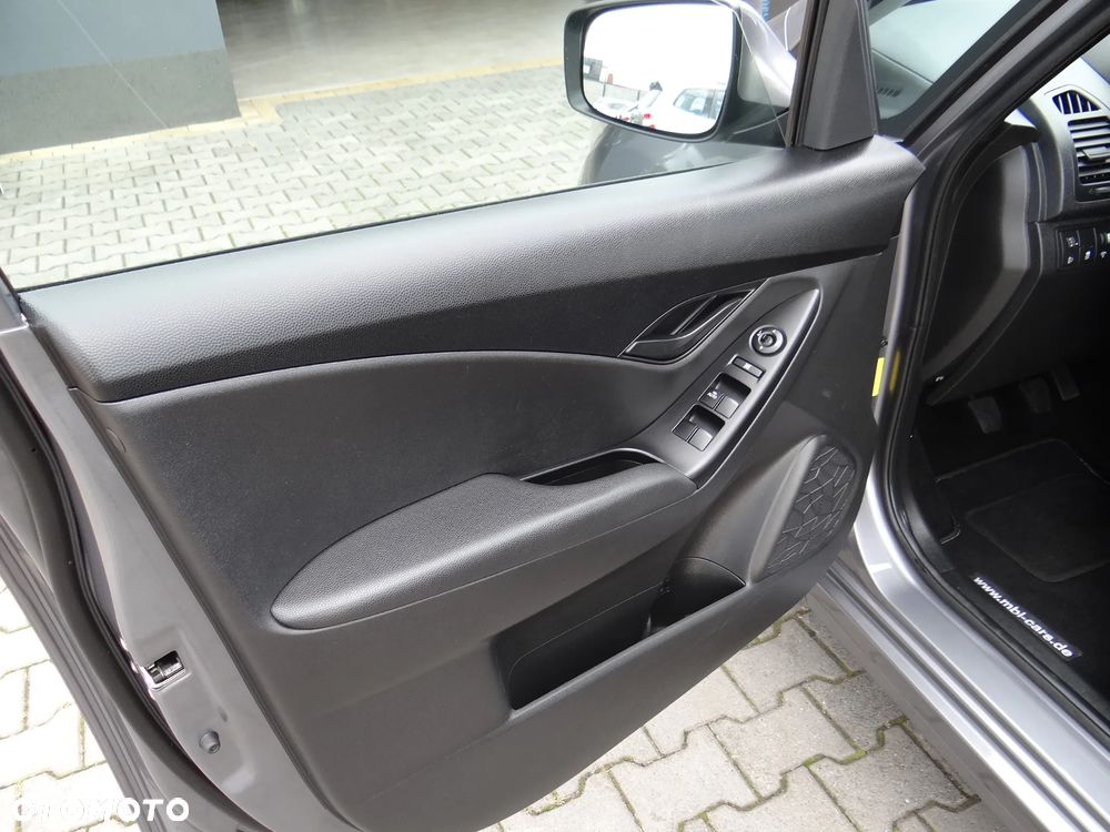 Hyundai ix20 1.4 blue Comfort - 22