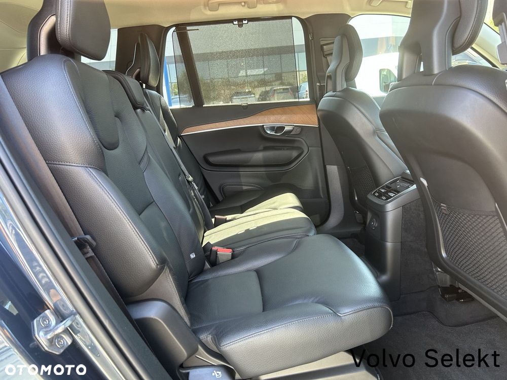 Volvo XC 90 - 29