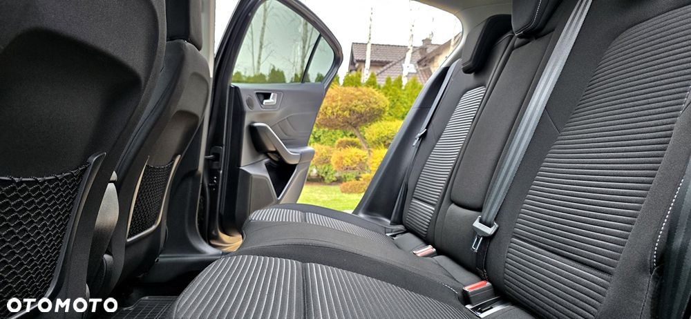 Ford Focus 1.5 EcoBoost Titanium Business - 23