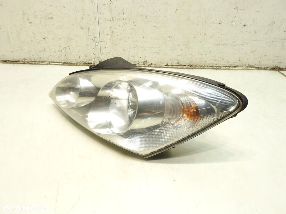 LAMPA LEWY PRZÓD KIA CEED I 92101-1H000 - 9