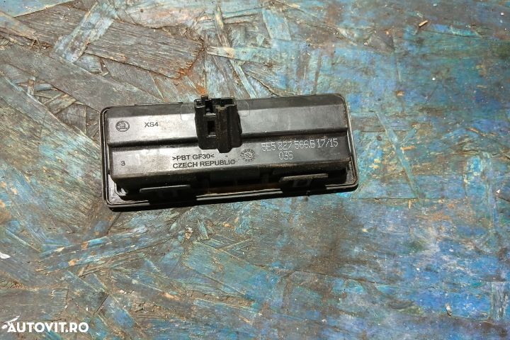 Buton deschidere hayon din exterior 5E5827566B 5E5827566B Skoda Octav - 2