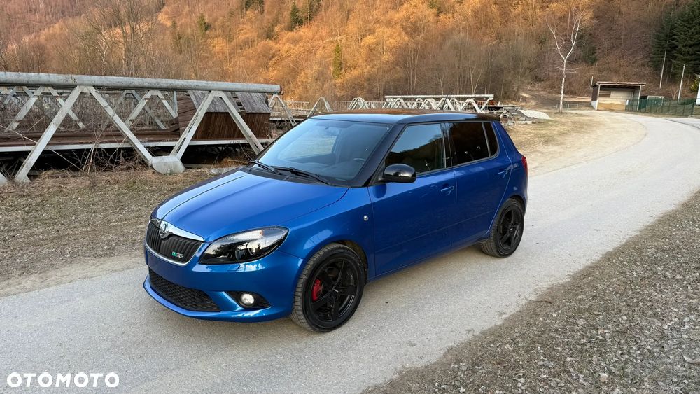 Skoda Fabia 1.4 TSI DSG RS - 2