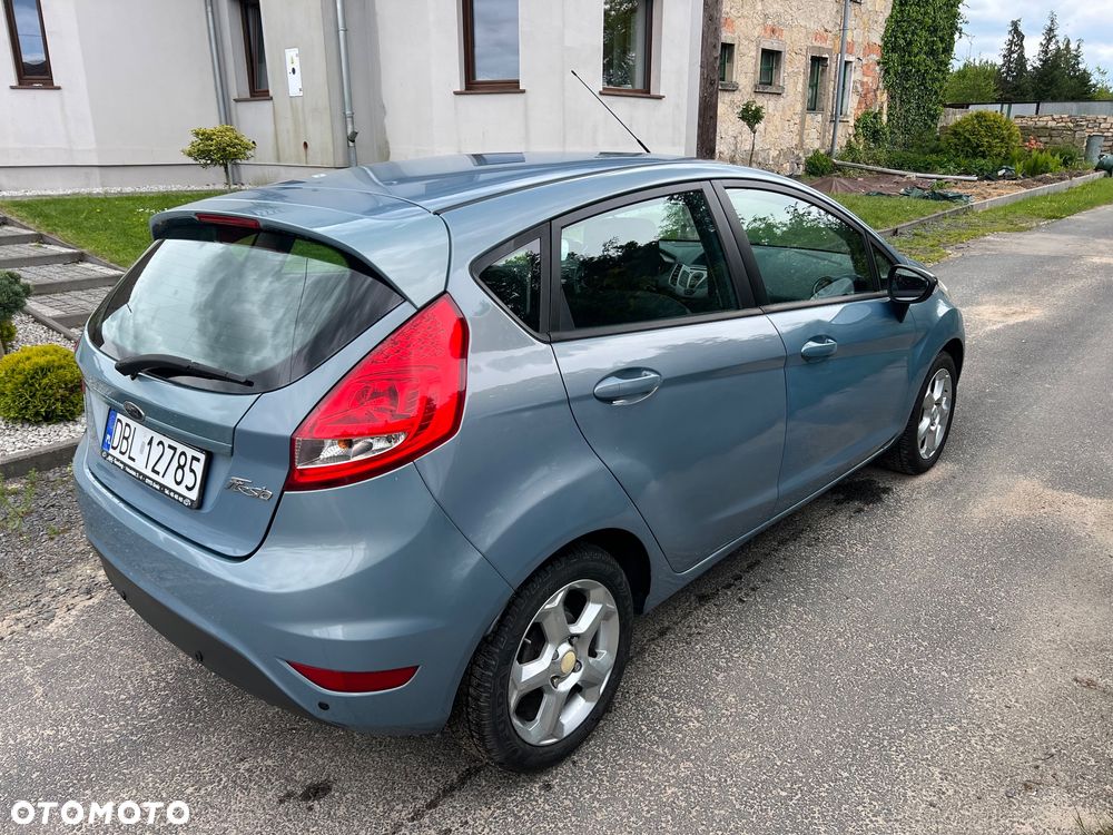 Ford Fiesta 1.25 Champions Edition - 11