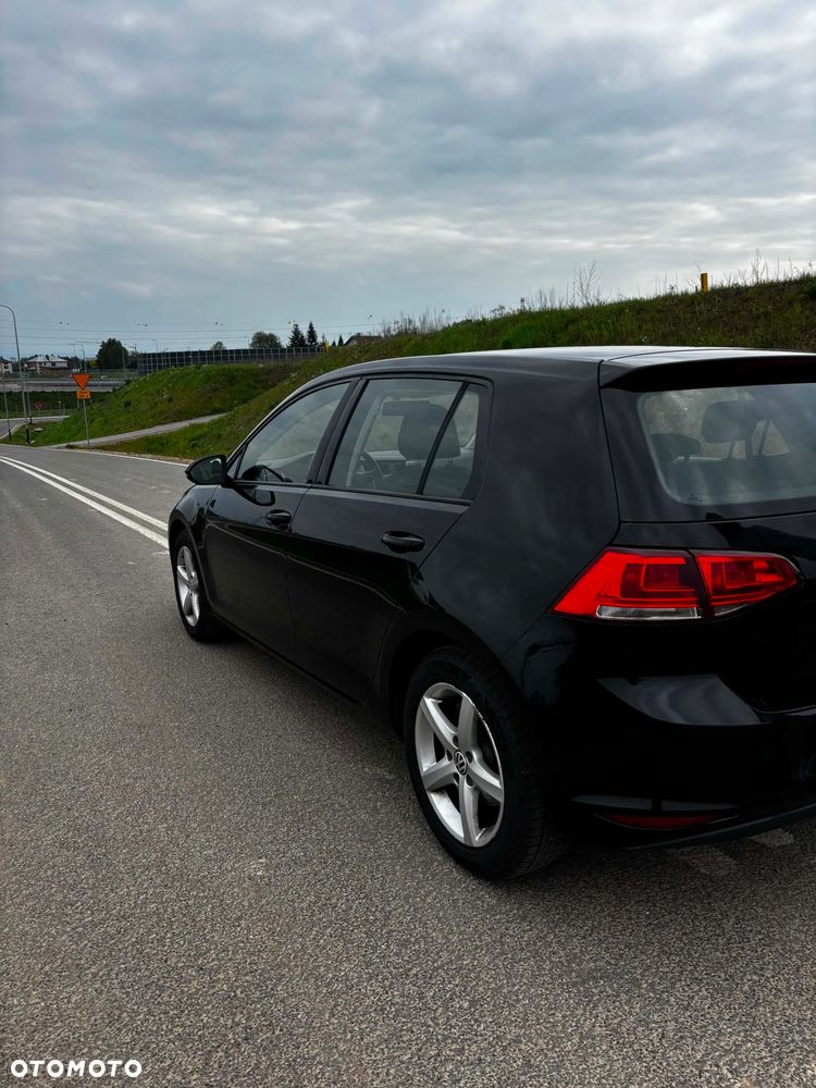 Volkswagen Golf - 3