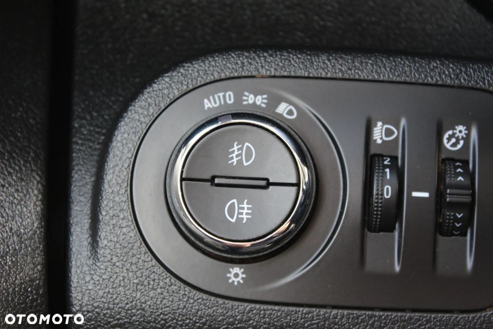 Opel Combo - 28