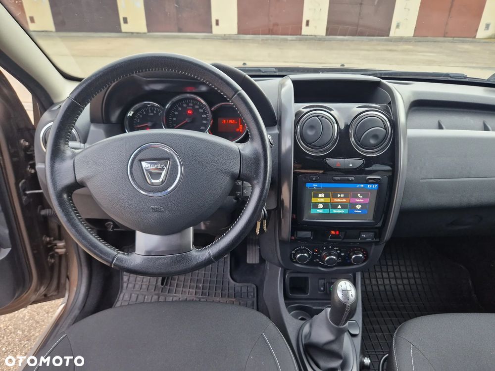 Dacia Duster 1.6 SCe Ambiance S&S - 18