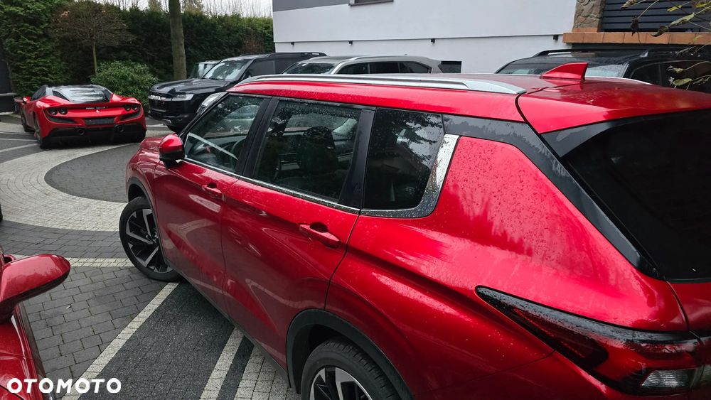 Mitsubishi Outlander - 38