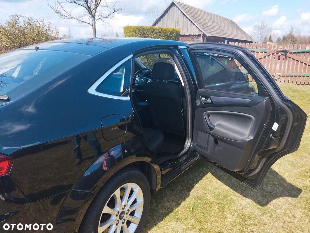 Ford Mondeo 1.6 Eco Boost Titanium - 13