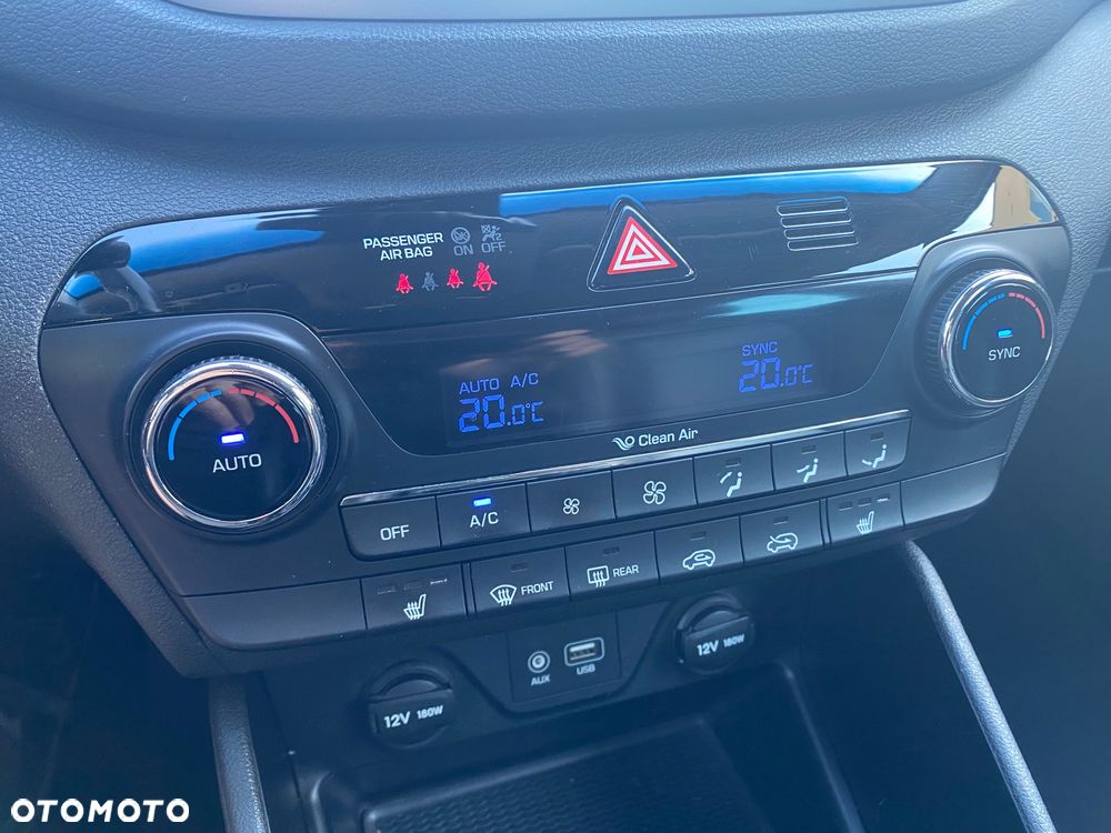 Hyundai Tucson blue 1.6 GDi 2WD Navi - 17