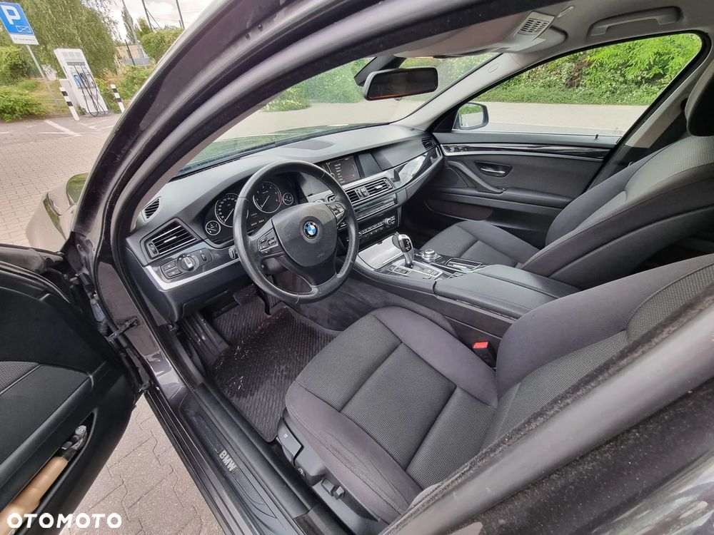 BMW Seria 5 520d - 9