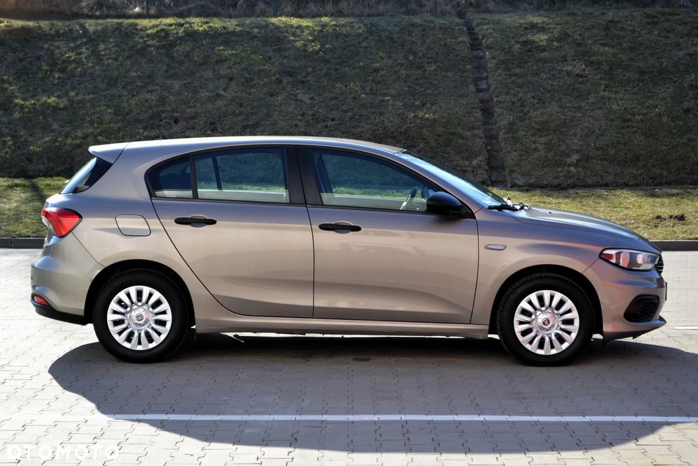 Fiat Tipo 1.4 T-Jet 16v Pop EU6d - 28