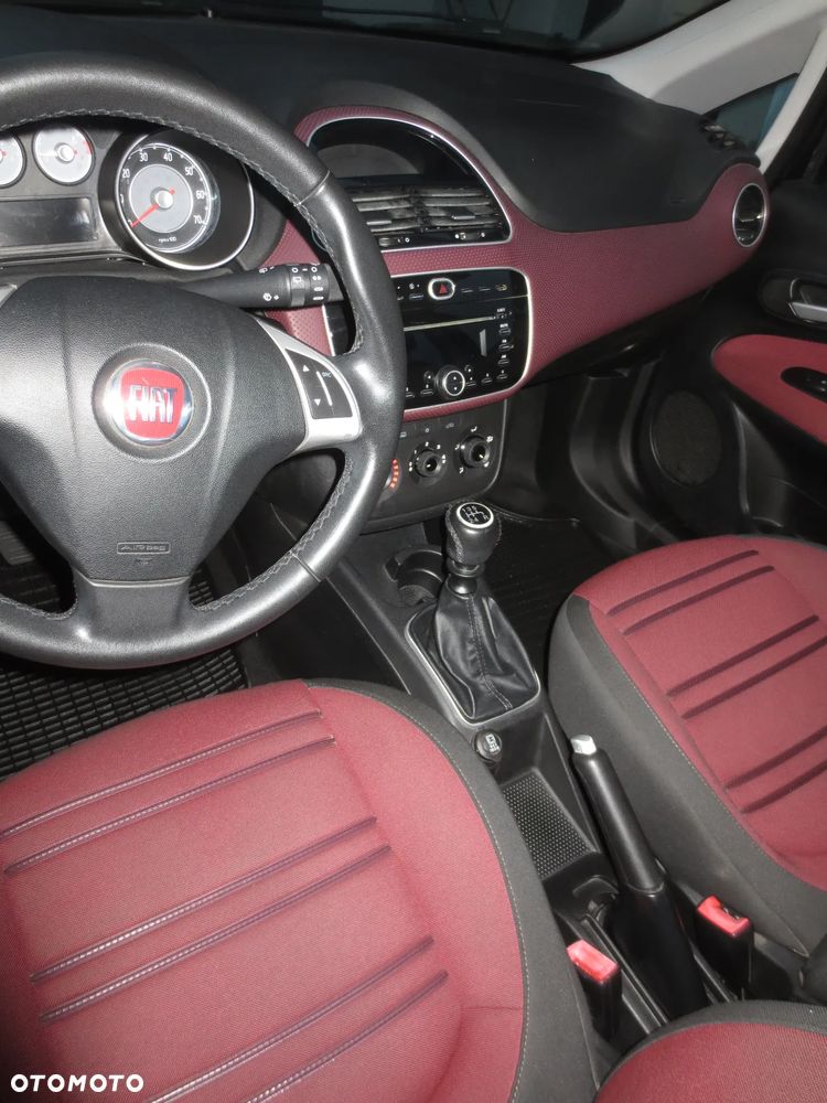 Fiat Punto 1.4 Easy S&S - 21