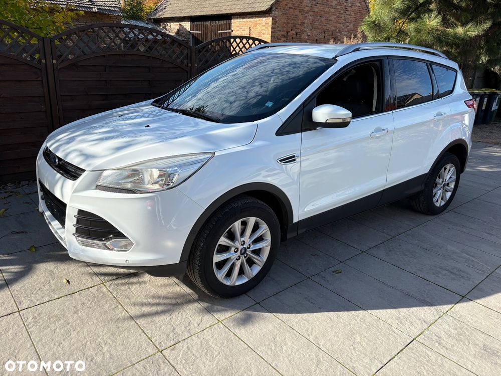 Ford Kuga - 1