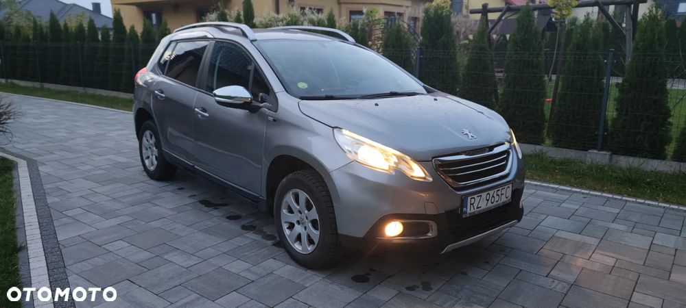 Peugeot 2008 1.6 BlueHDi Style - 8