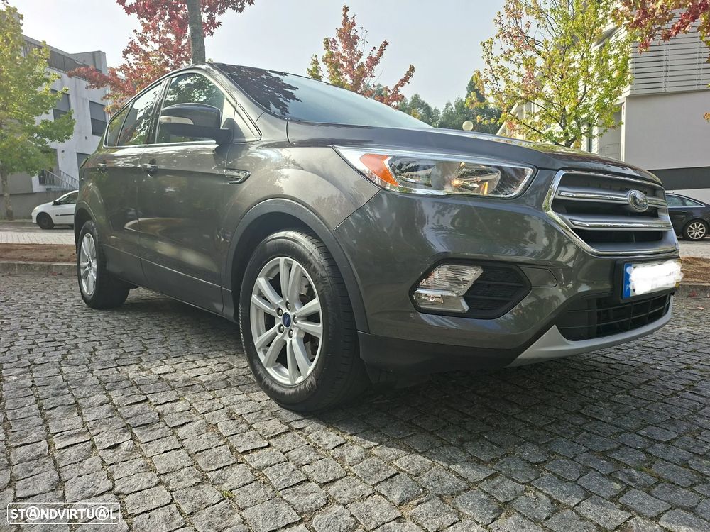 Ford Kuga - 23