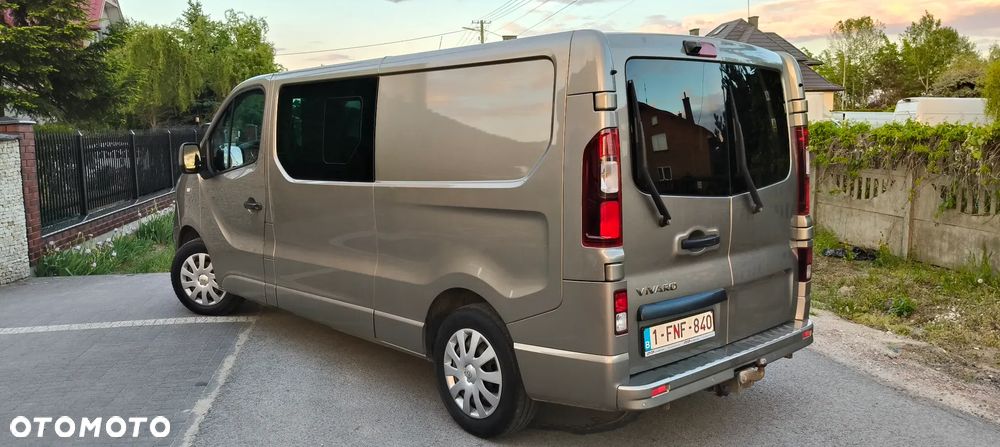 Opel Vivaro L2H1 2,9t Elegance Premium - 5