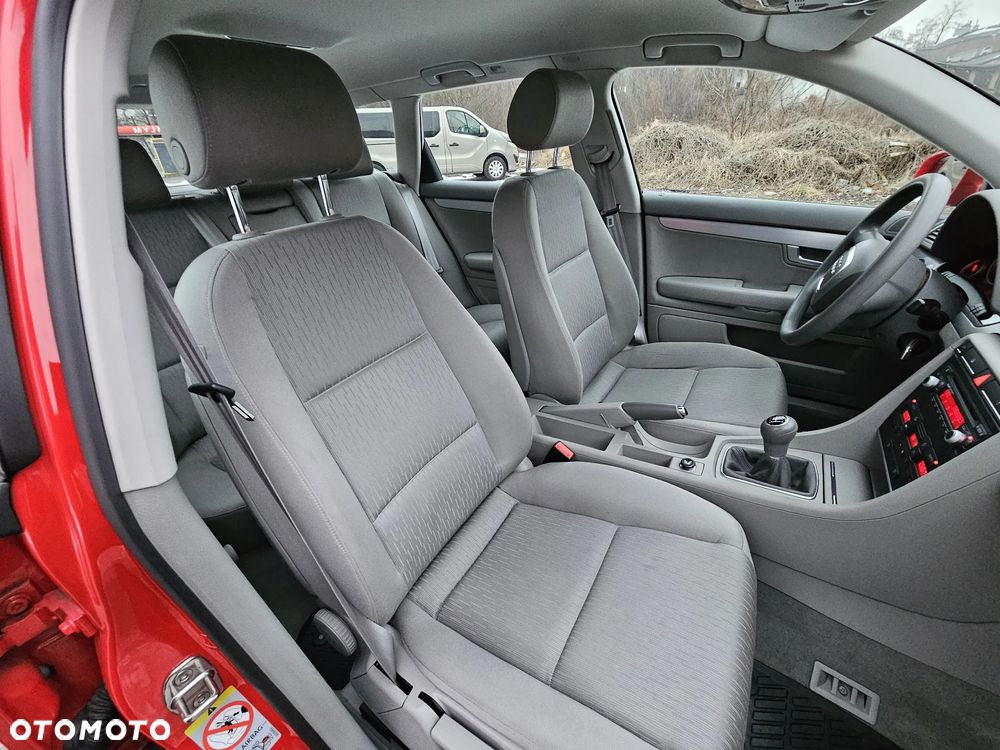 Audi A4 Avant 2.0 TDI - 28