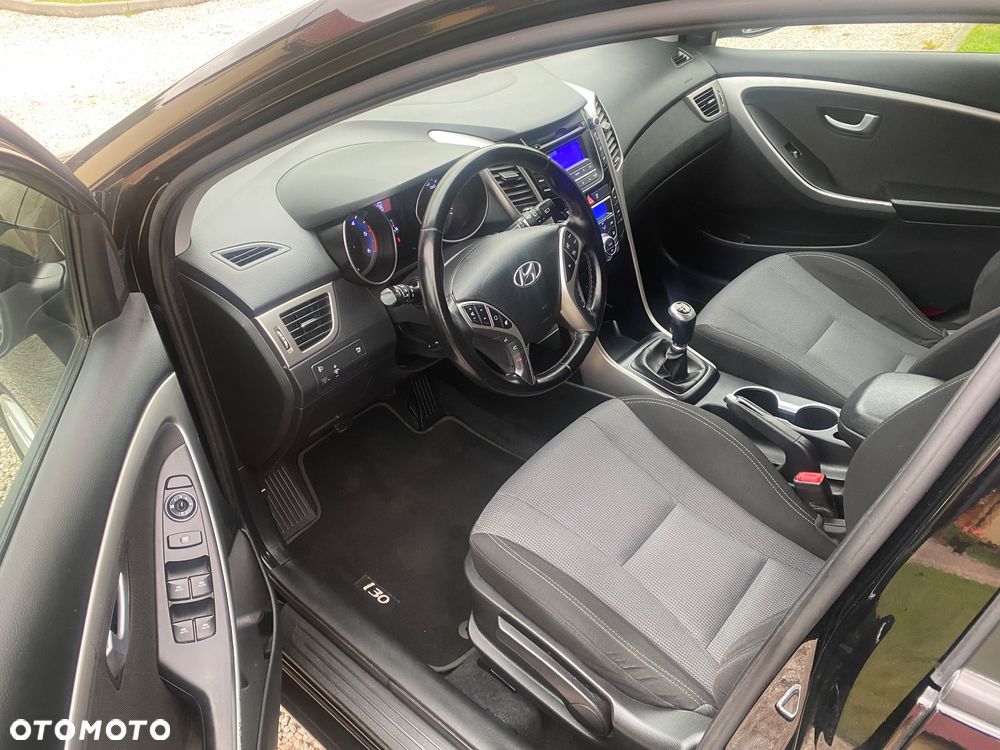 Hyundai i30 1.6 CRDi BlueDrive Premium - 12