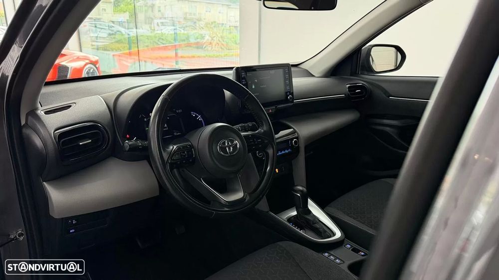 Toyota Yaris Cross 1.5 HDF Comfort - 18