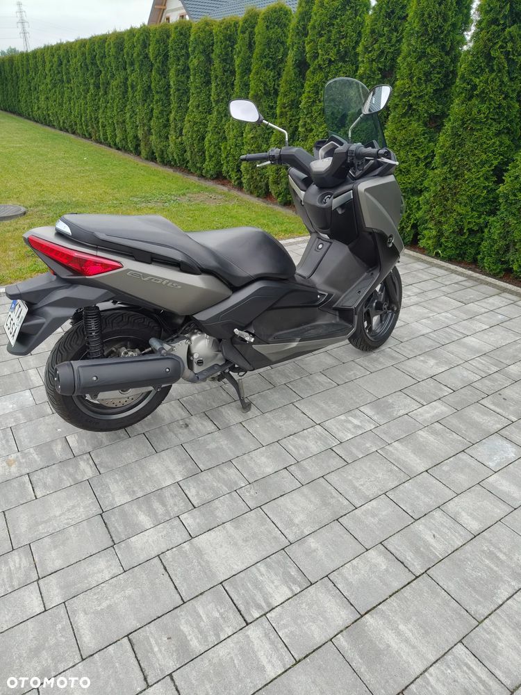 Yamaha X-max - 5