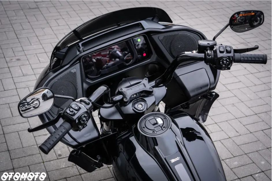 Harley-Davidson Touring Road Glide - 28