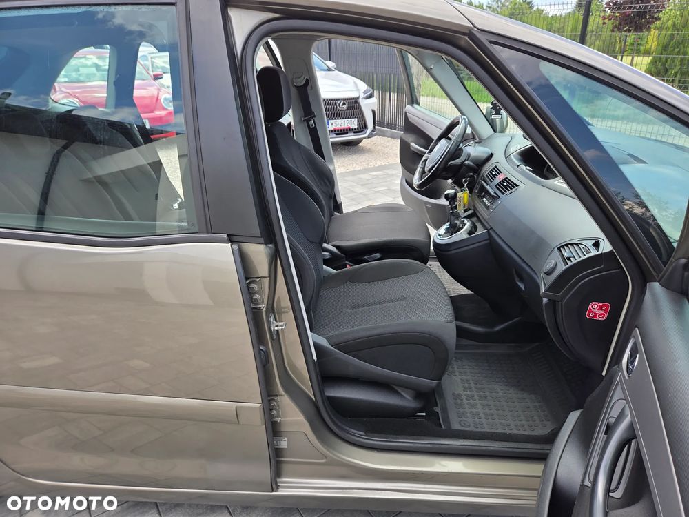 Citroën C4 Picasso 1.6 HDi Attraction - 16