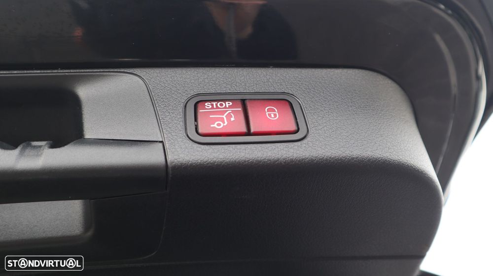 Mercedes-Benz GLB 180 d Progressive - 31