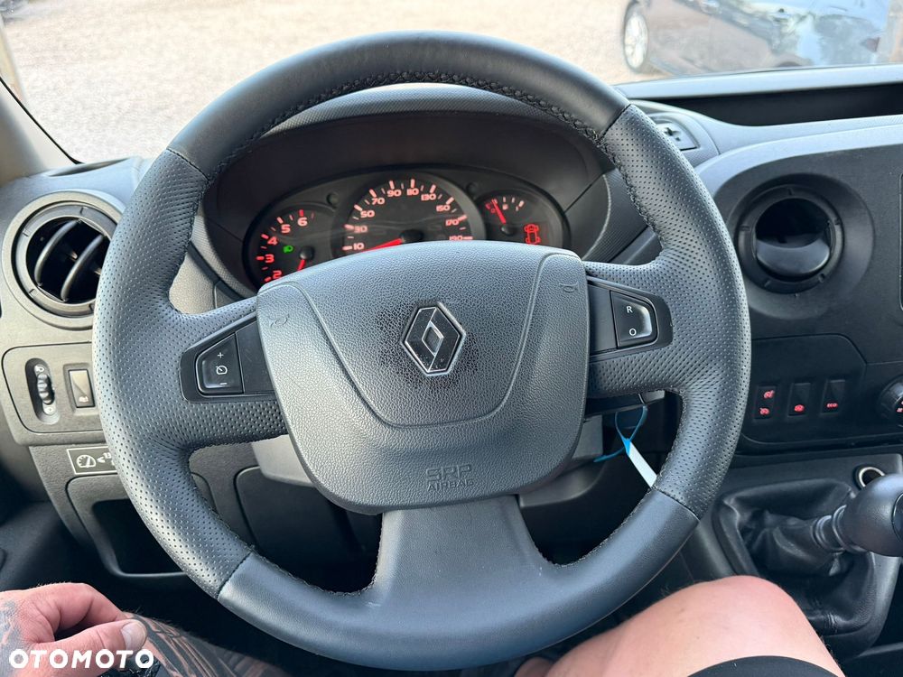 Renault Master - 17