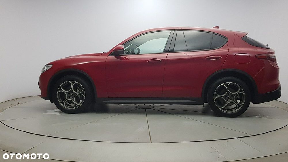 Alfa Romeo Stelvio - 4