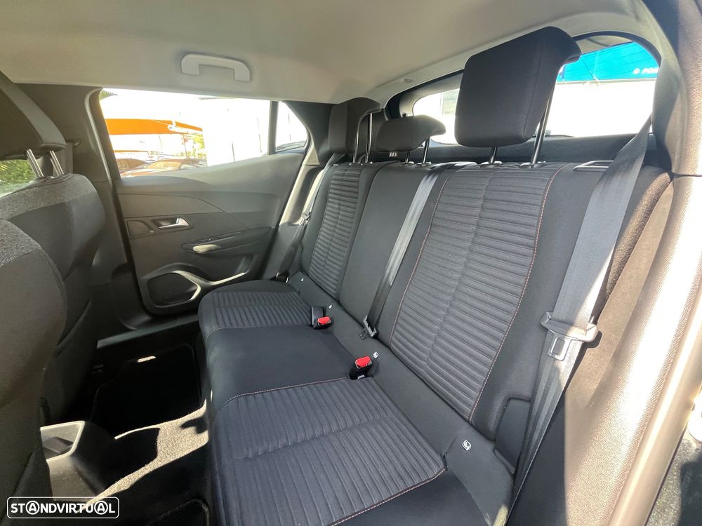 Peugeot 2008 1.5 BlueHDi Active Pack - 50