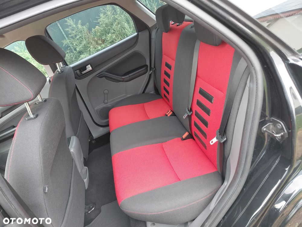 Ford Focus 1.6 Ti-VCT Black Magic - 15