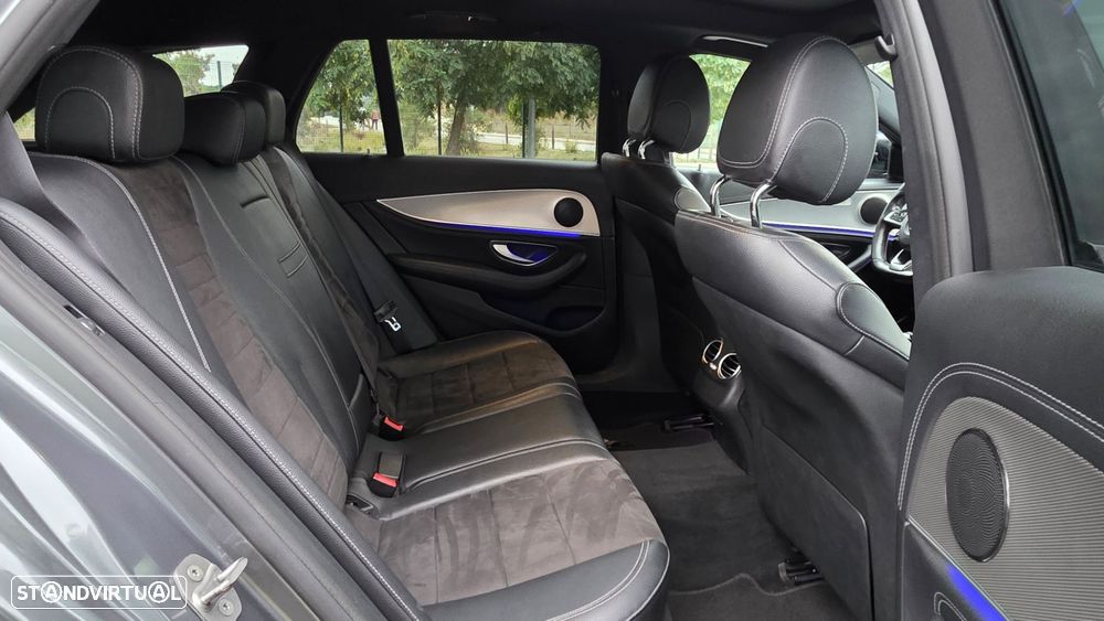 Mercedes-Benz E 220 d AMG Line - 20