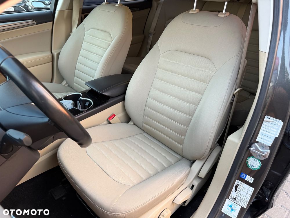 Ford Mondeo - 12