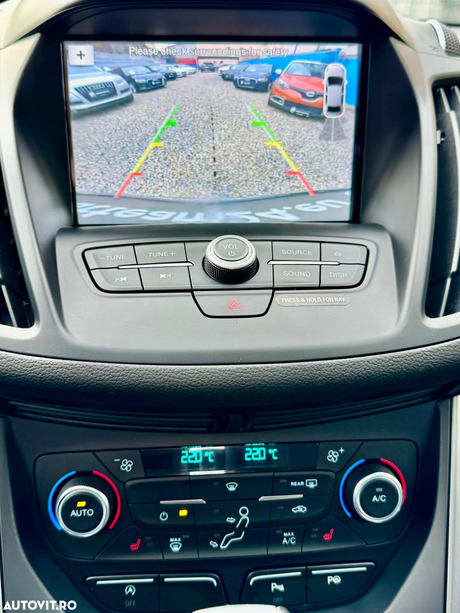 Ford Kuga 2.0 TDCi 4WD Powershift Titanium - 7