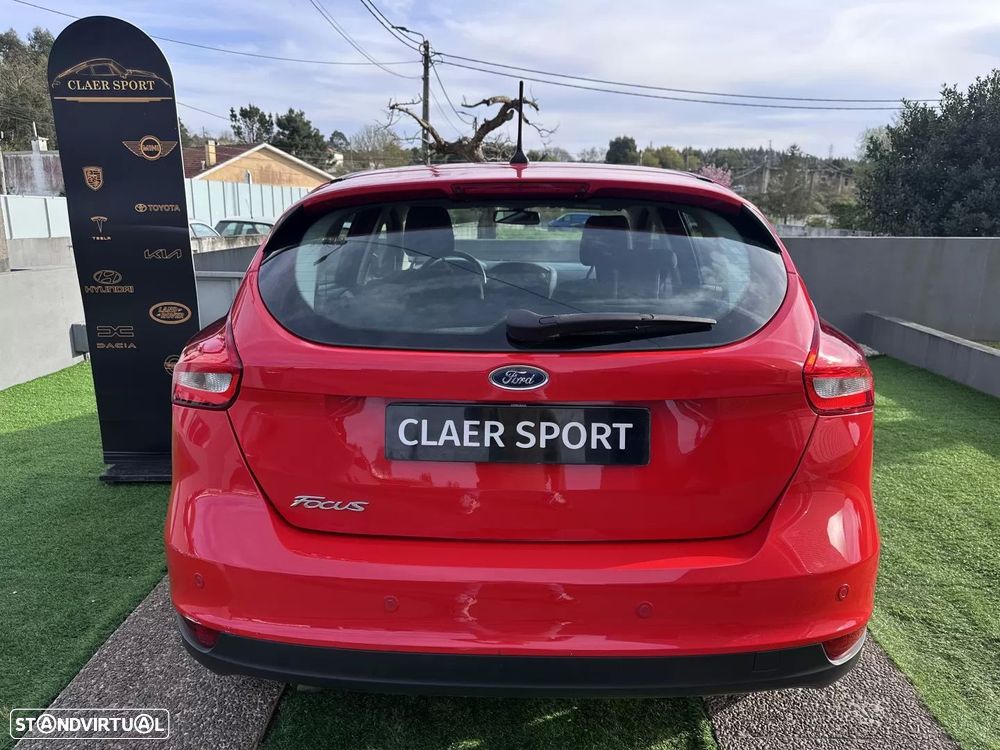 Ford Focus 1.5 TDCi Titanium ECOnetic - 9
