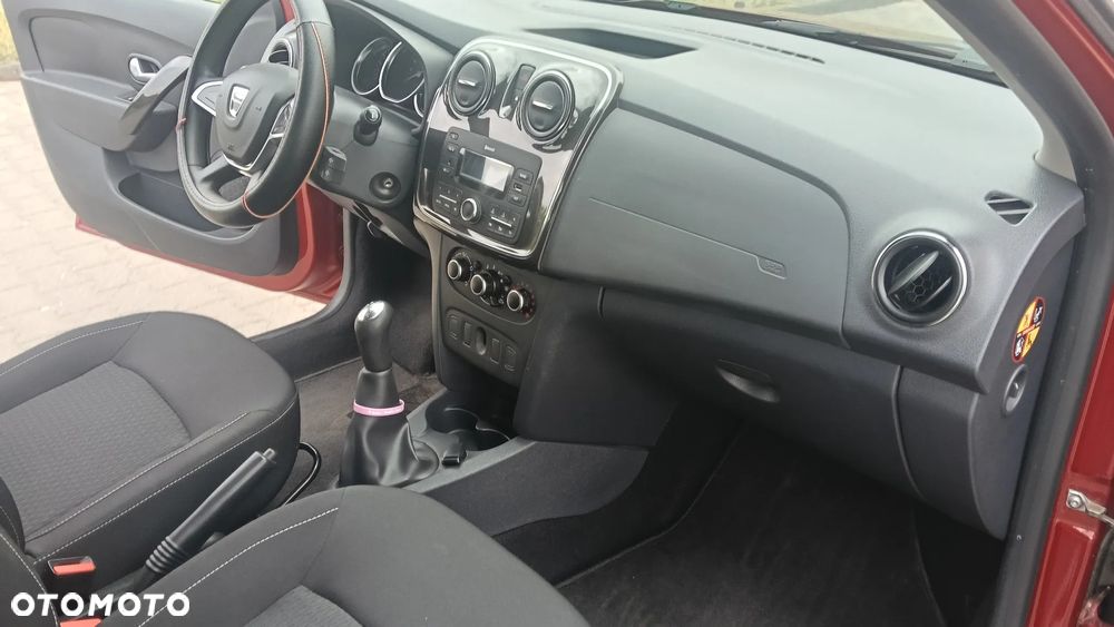 Dacia Sandero SCe 75 Essential - 11