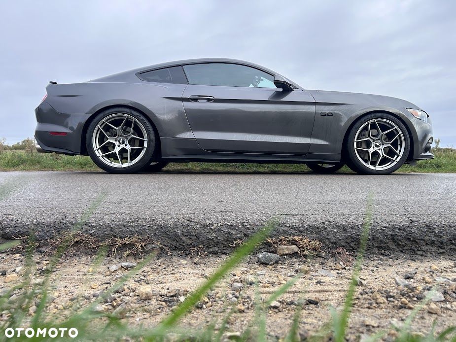 Ford Mustang 5.0 V8 GT - 13