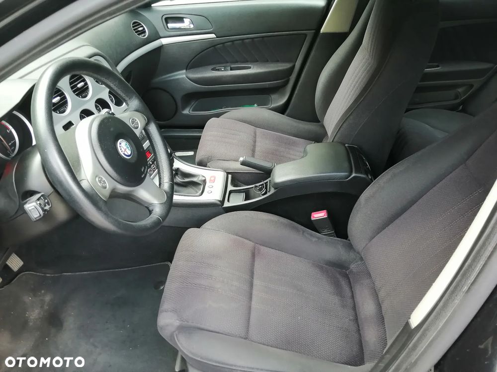 Alfa Romeo 159 1.9 JTDM 16V DPF - 5