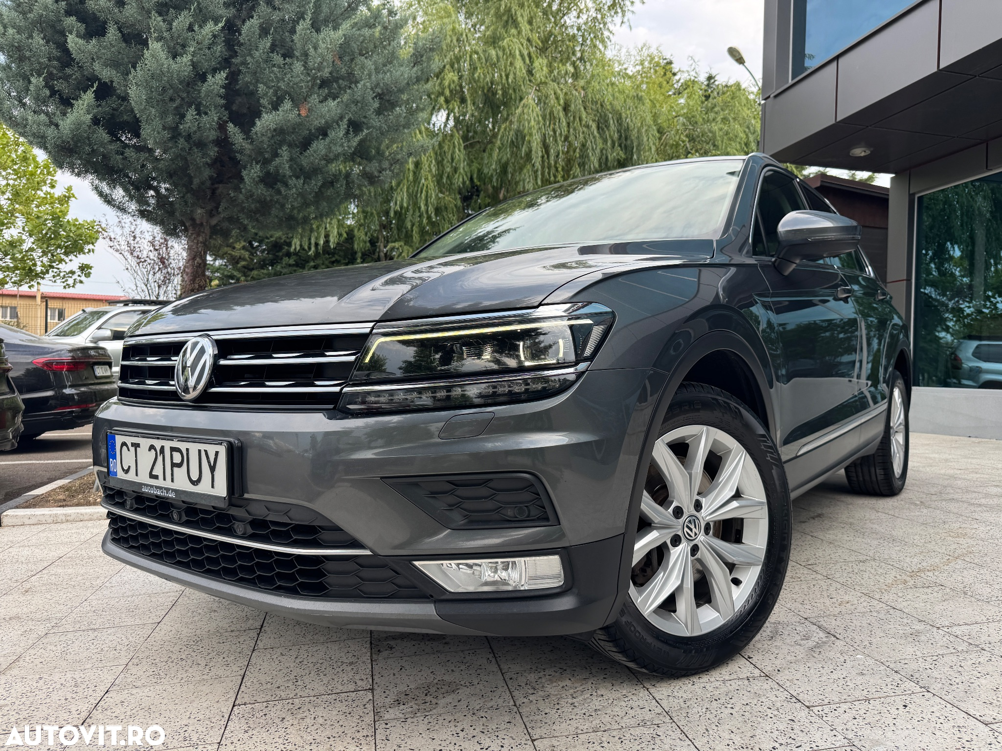 Volkswagen Tiguan 2.0 TDI 4Mot DSG Comfortline - 17