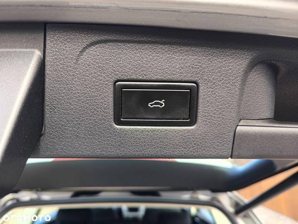 Volkswagen Passat 2.0 TDI BMT Comfortline - 14