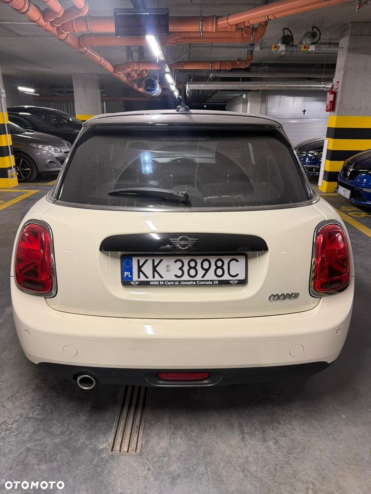 MINI Cooper Standard - 8