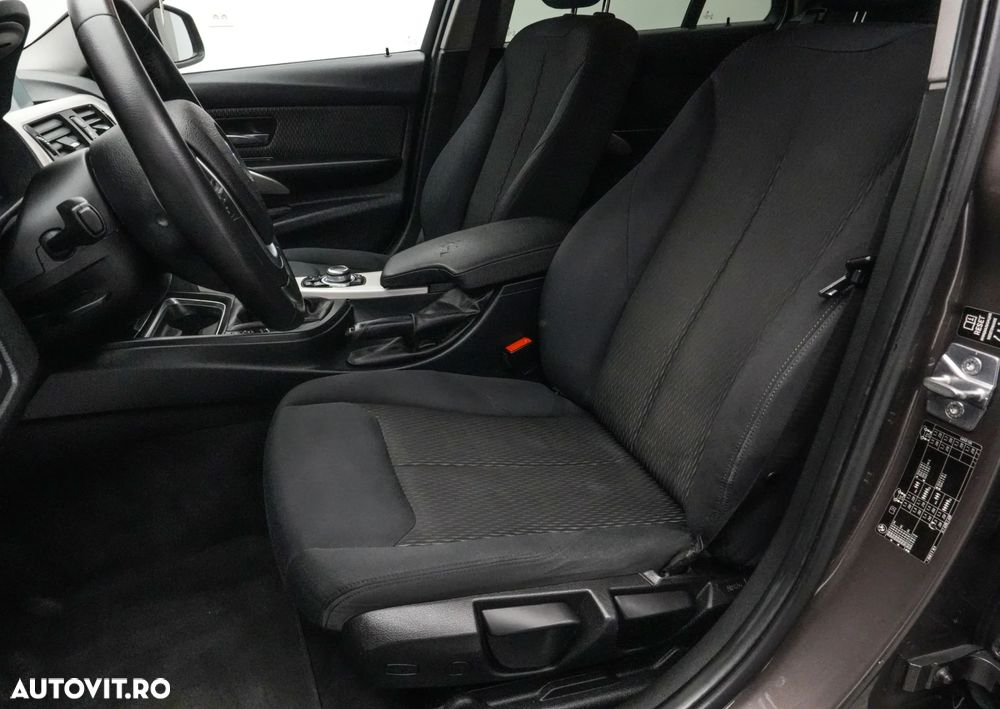 BMW Seria 3 318d Blue Performance Modern Line - 12