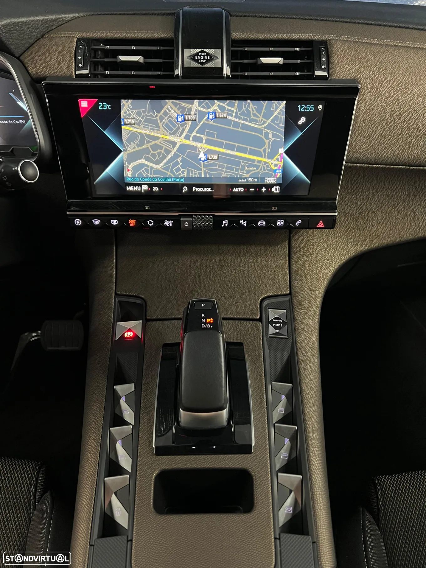 DS DS7 Crossback - 23