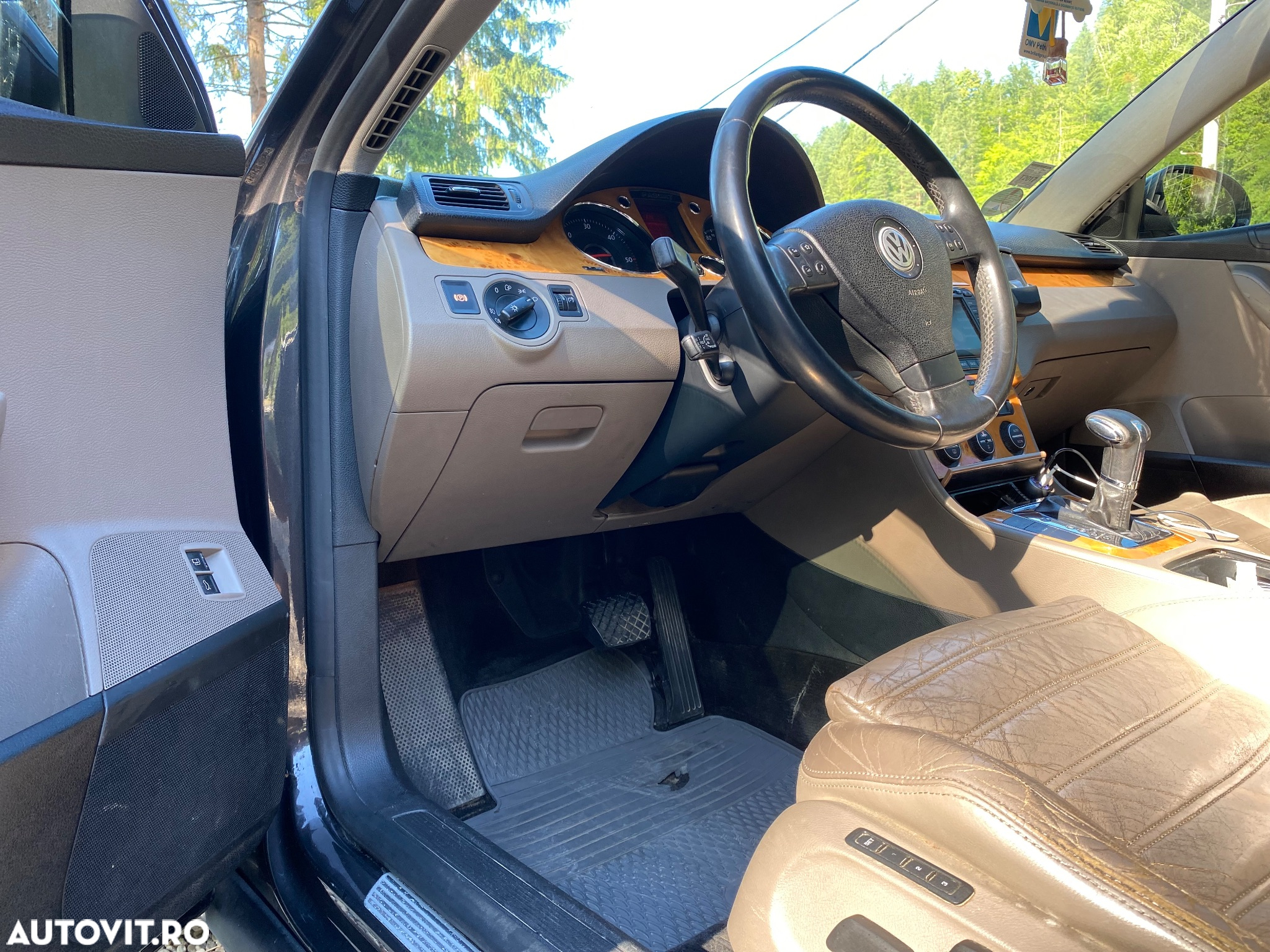 Volkswagen Passat 2.0TDI Sportline DPF DSG - 16