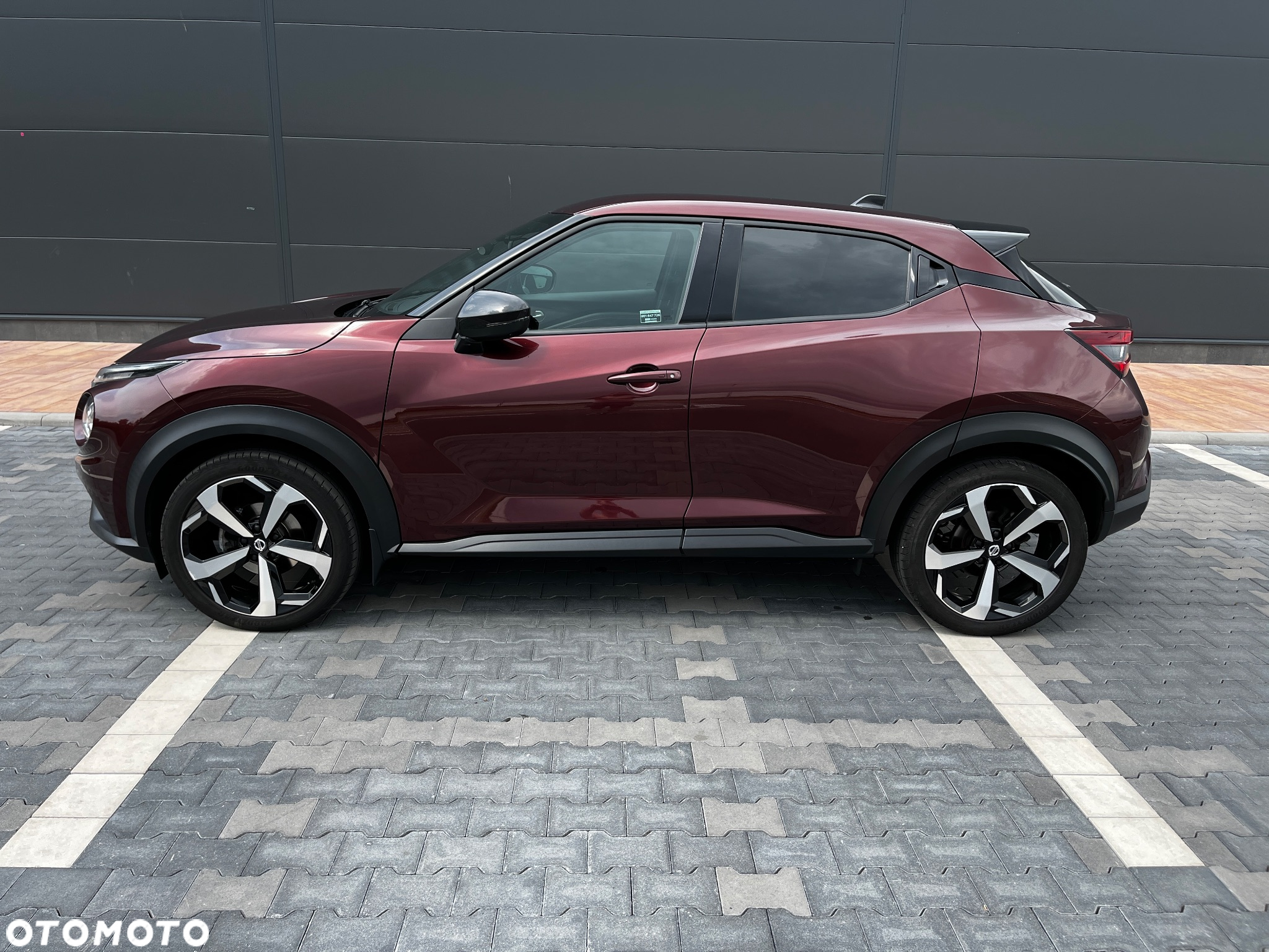 Nissan Juke 1.0 DIG-T N-Connecta - 33