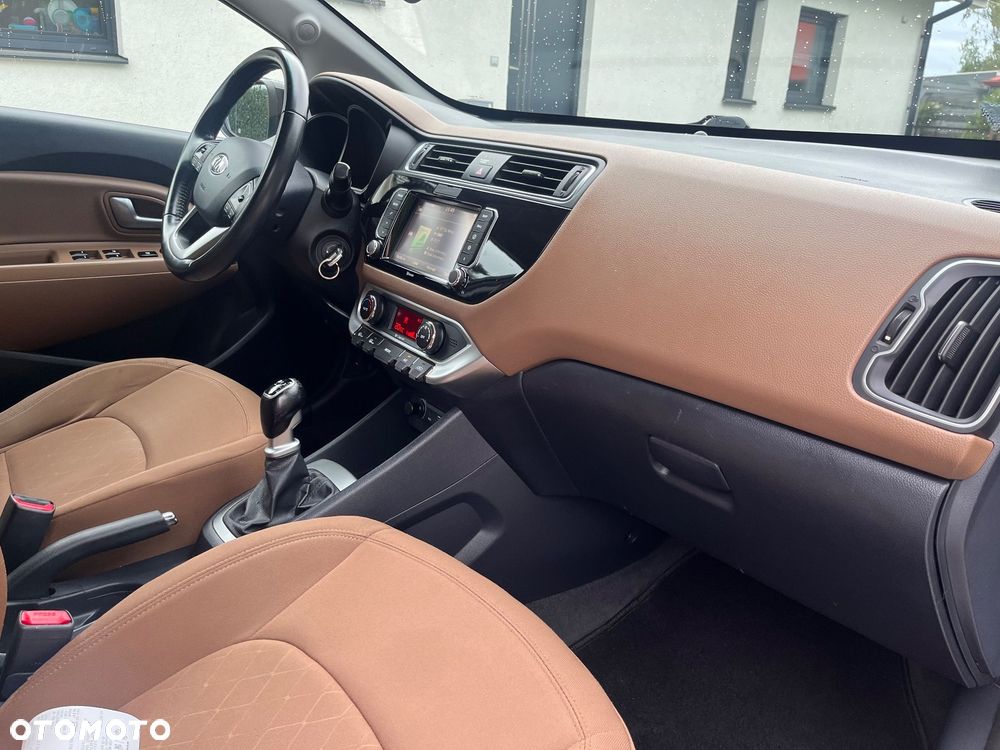 Kia Rio 1.4 XL Business Line - 7