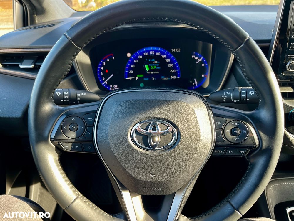 Toyota Corolla 1.8 Hybrid Club - 8