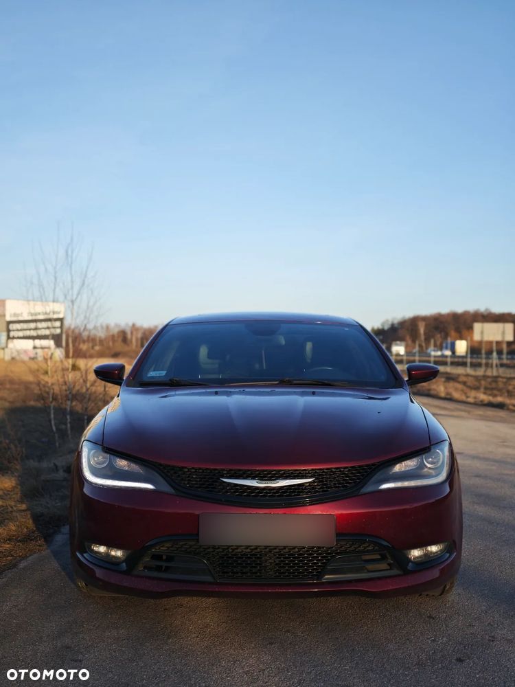 Chrysler 200 - 1