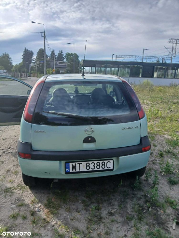 Opel Corsa - 2