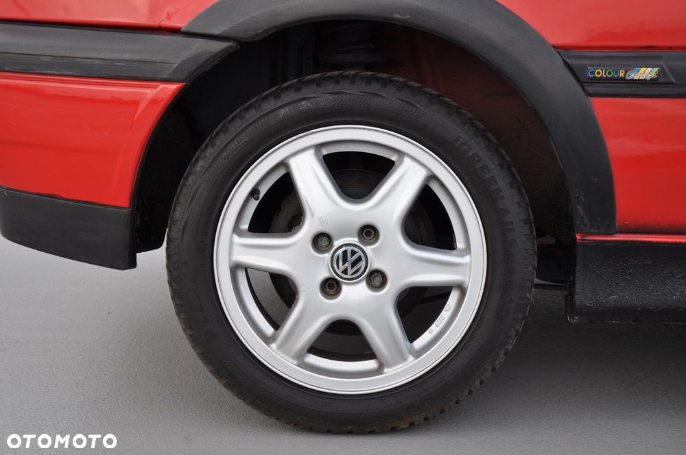 Volkswagen Golf - 18